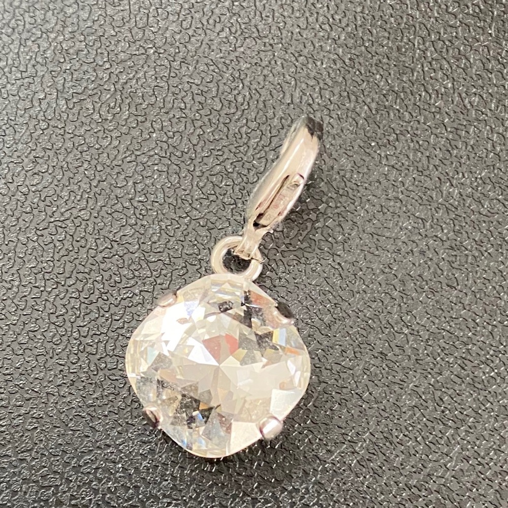 Sabika Swarovski crystal pendant